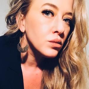 Meet your Posher, Aja